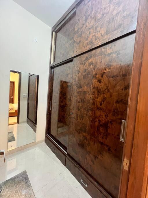 5Bhk Home Away From Home At Ranjit Avenue Amritszár Kültér fotó