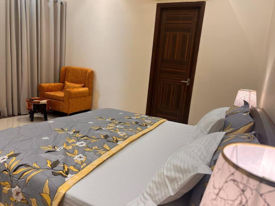 5Bhk Home Away From Home At Ranjit Avenue Amritszár Kültér fotó