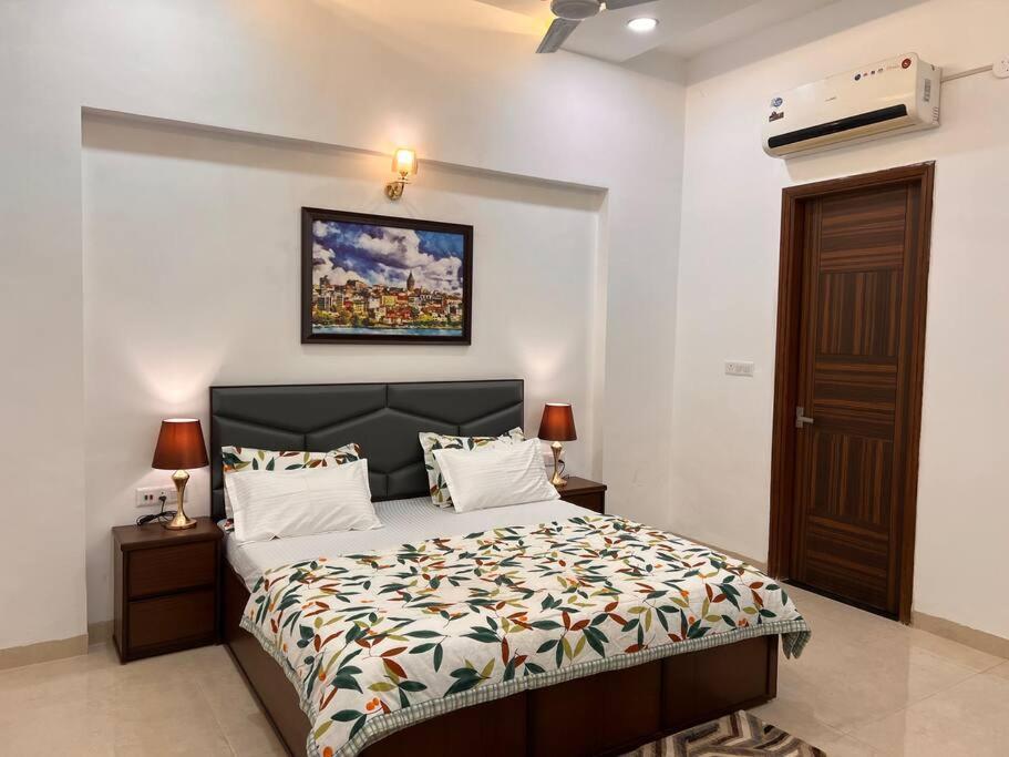 5Bhk Home Away From Home At Ranjit Avenue Amritszár Kültér fotó